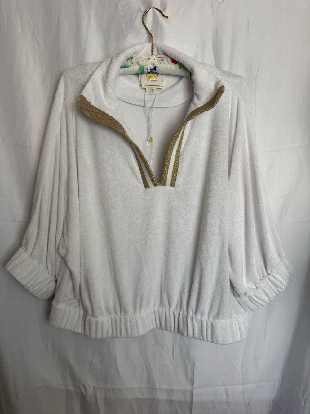 Women’s White V-Neck Pullover with Gold Trim